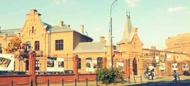 L'ancienne distillerie Koneser située dans le quartier Praga L'ancienne distillerie Koneser située dans le quartier Praga