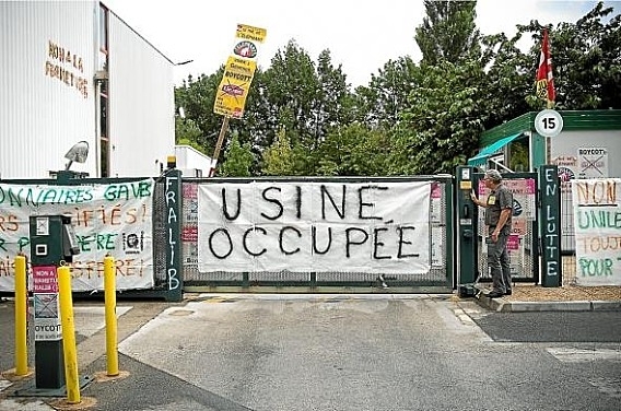 En France, les travailleurs de l'usine Fralib tentent de relancer l'activité (fabrication du thé Éléphant) en société coopérative d'intérêt collectif (SCIC) En France, les travailleurs de l'usine Fralib tentent de relancer l'activité (fabrication du thé Éléphant) en société coopérative d'intérêt collectif (SCIC)