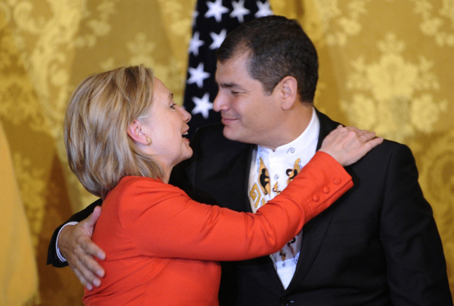 Hillary Clinton et Rafael Correa Hillary Clinton et Rafael Correa