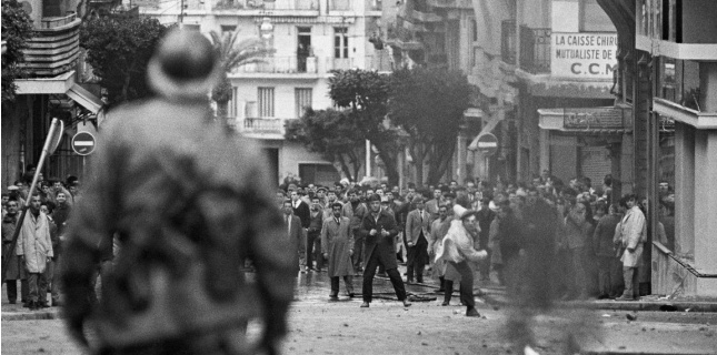 Émeutes entre les partisans de l'Algérie libre et ceux de l'Algérie française (DALMAS/SIPA)