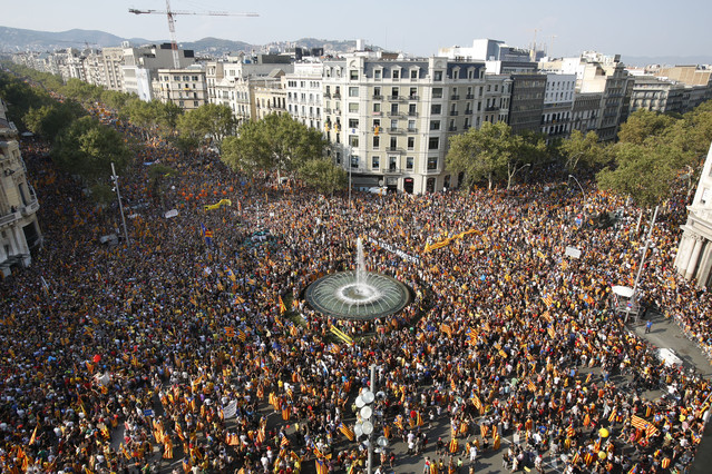 Elections en Catalogne: l'indépendantisme éclipse la crise Elections en Catalogne: l'indépendantisme éclipse la crise