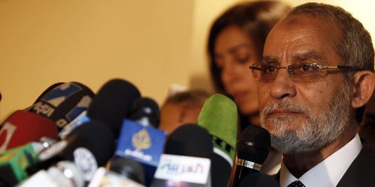 Le chef de file des Frères musulmans, Mohammed Badie. | REUTERS/AMR ABDALLAH DALSH Le chef de file des Frères musulmans, Mohammed Badie. | REUTERS/AMR ABDALLAH DALSH