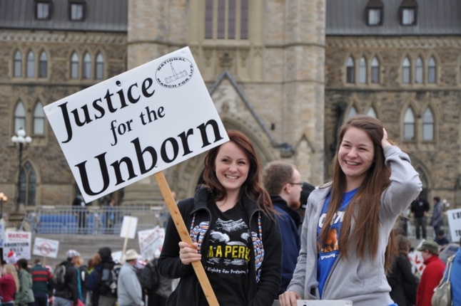Canada : l'avortement peut-il redevenir un meurtre?