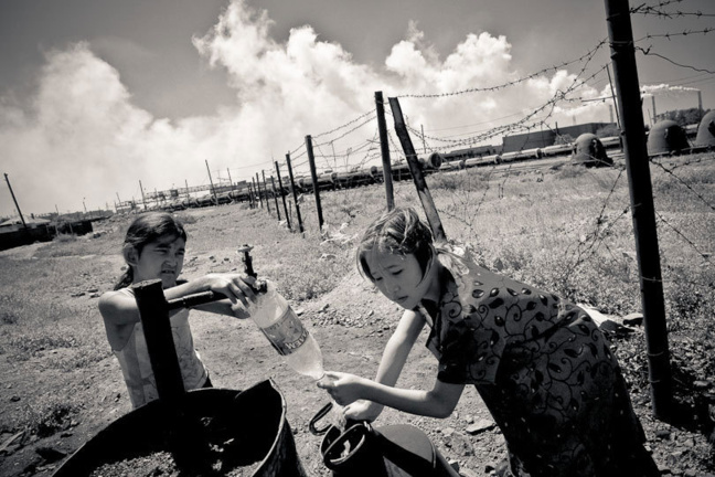 «&nbsp;Kazakhstan and China: Oil and Water&nbsp;». Crédits photo — 2013 by James Wasserman photographer