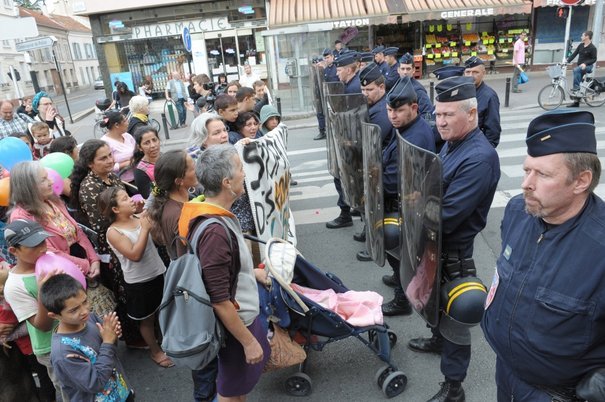 Des Roms expulsés manifestent / Crédits : AFP / Miguel Medina