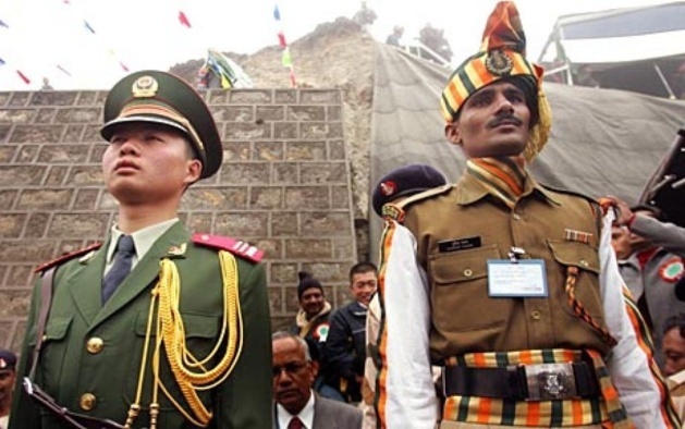 Meeting between Chinese and Indian troops, after the strains of last April 15th. Credits: File Pics