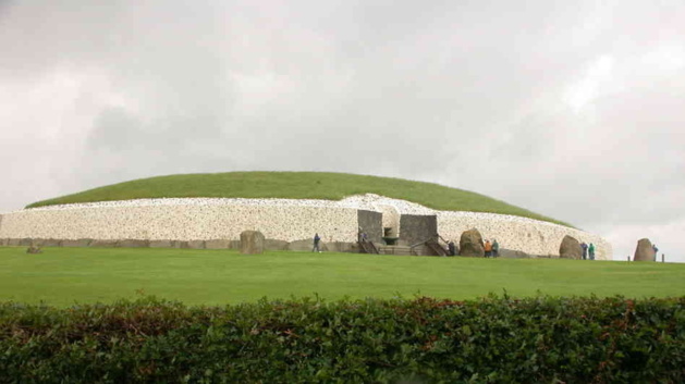 Newgrange | Crédits photo -- German Poo-Caamano