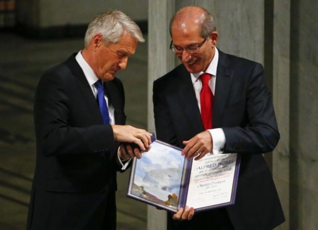 Thorbjorn Jagland and Ahmet Uzumcu, Director-General of the OPCW Thorbjorn Jagland and Ahmet Uzumcu, Director-General of the OPCW