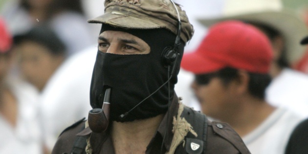 Mexique : le sous commandant Marcos annonce qu'il "cesse d'exister" Mexique : le sous commandant Marcos annonce qu'il "cesse d'exister"