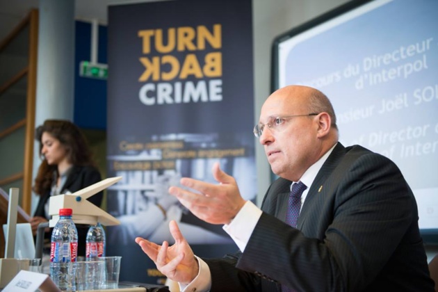 Monsieur Joël Sollier, directeur des affaires juridiques d'Interpol. Crédit Harald Nooij