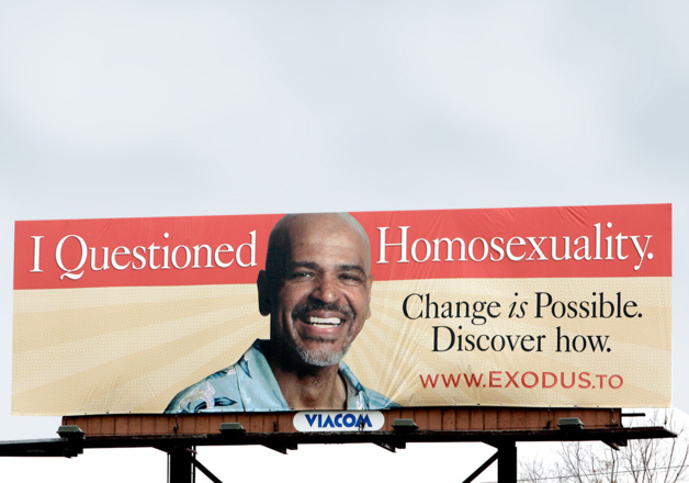 Affiche publicitaire pour Exodus International, organisation qui promouvait les « thérapies de conversion ». Crédit James A. Finley/AP Photo