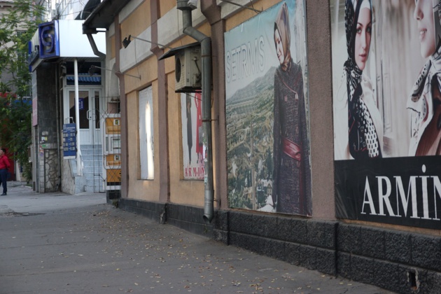 Un magasin d'habillements musulmans pour les femmes à Bichkek. Crédit Novastan.org