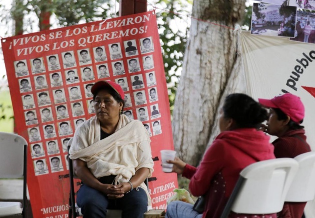 « Ils nous les ont pris vivants, vivants nous les voulons ». Crédit Henry Romero/Reuters