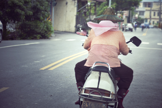 Scooter driving in Taiwan