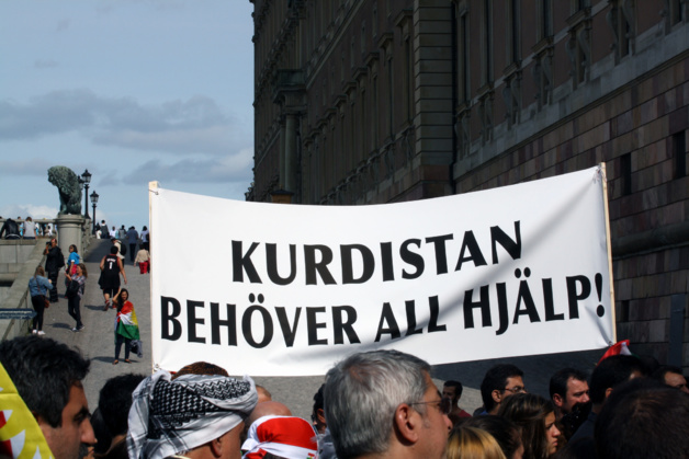 Manifestation à Stockholm (Suède) le 17 août 2014. « Kurdistan besoin d'aide ! ». Crédit Stefan Olsson / Flickr (CC BY 2.0)