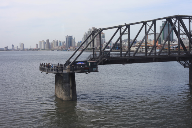 Pont de la Chine à la Corée. Crédit Huseyin / Flickr (CC BY) Pont de la Chine à la Corée. Crédit Huseyin / Flickr (CC BY)