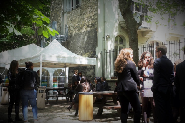 Les comités de PIMUN à l'Institut Catholique pour la première fois - Crédit Dimitri Touren