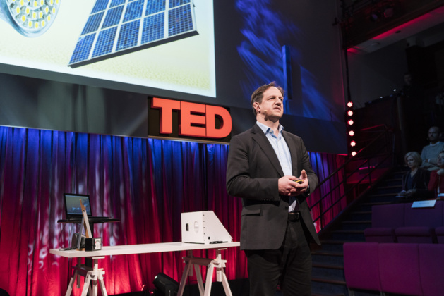 Harald Haas au TEDGlobal de Londres – 29 septembre 2015 © James Duncan Davidson/TED Harald Haas au TEDGlobal de Londres – 29 septembre 2015 © James Duncan Davidson/TED