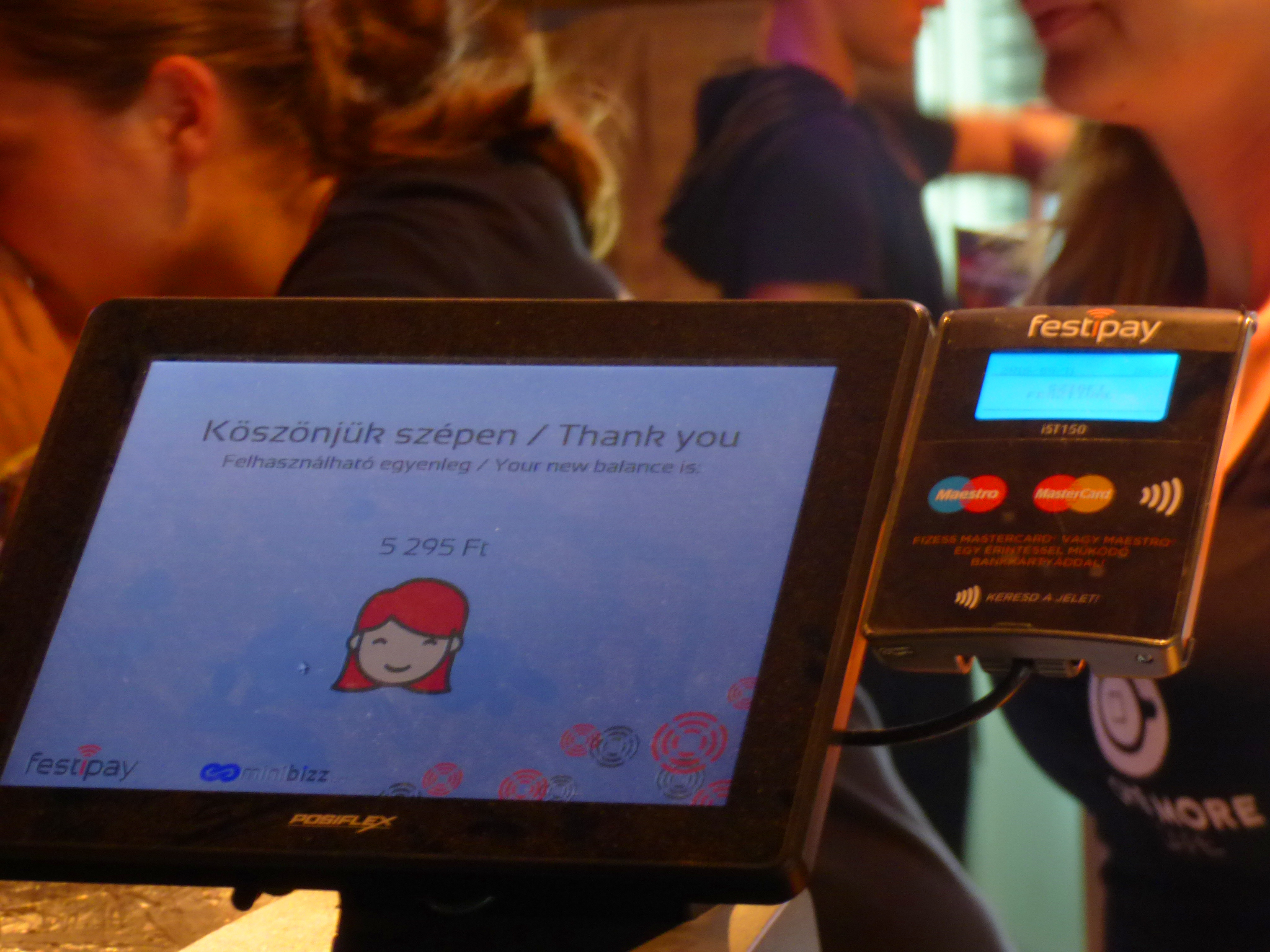 La solution de paiement cashless Festipay lors du Sziget 2016. Crédit Adam Stolcz