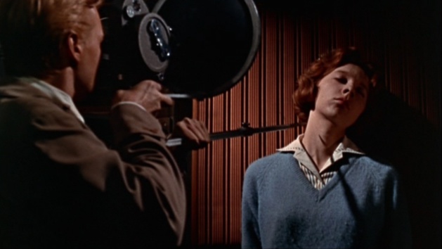 Peeping Tom, an Avant-garde Snuff movie