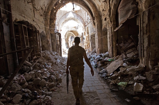 In the streets of the ancient city of Aleppo. Jack Hill / SIPA