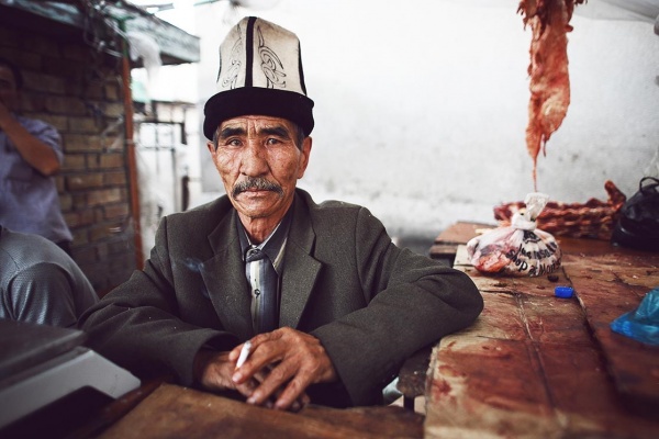 Bazar de Osh, Kirghizstan. Crédit Kares Le Roy