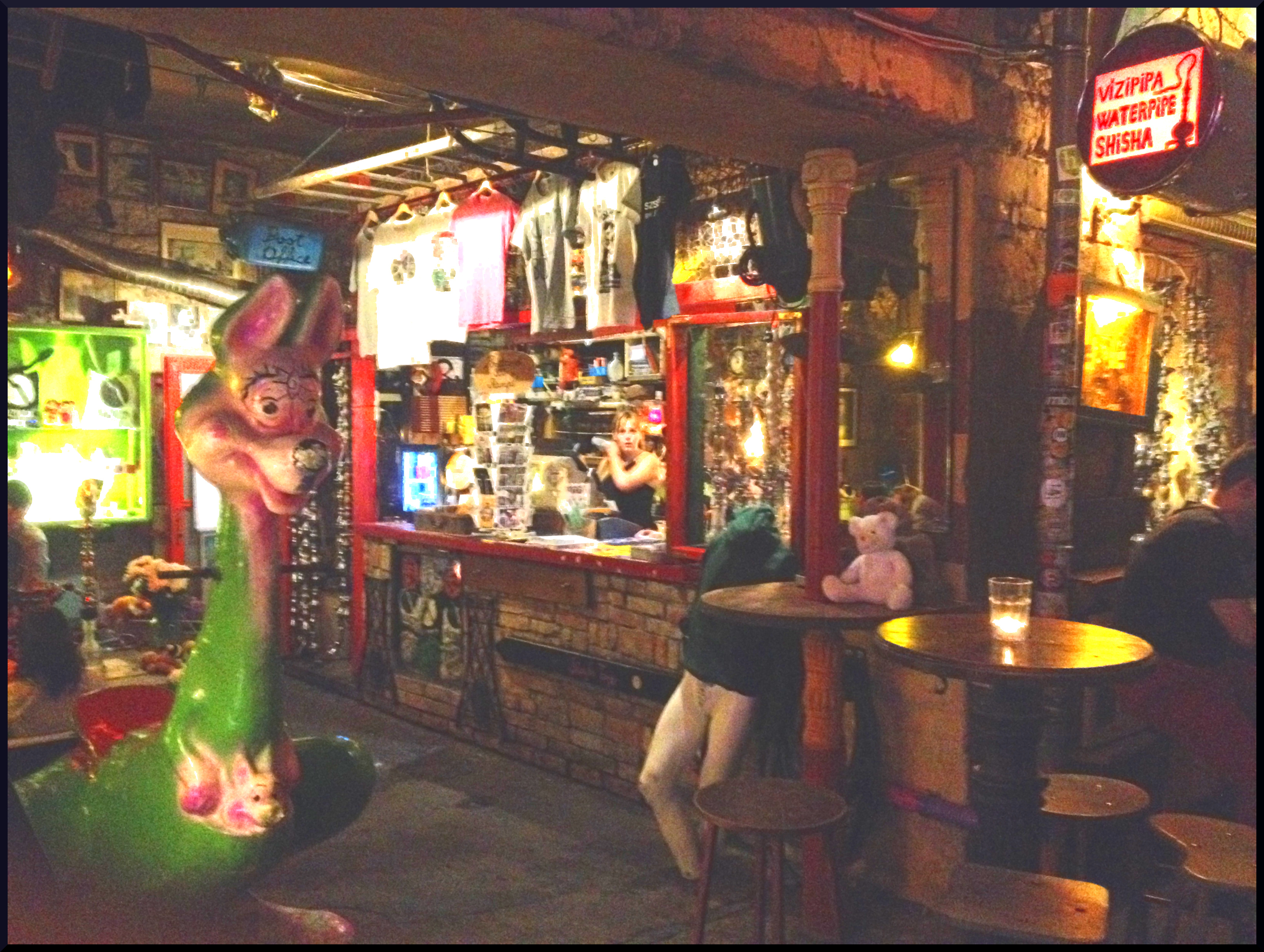 Ruin pub : l’appât étudiant budapestois Ruin pub : l’appât étudiant budapestois