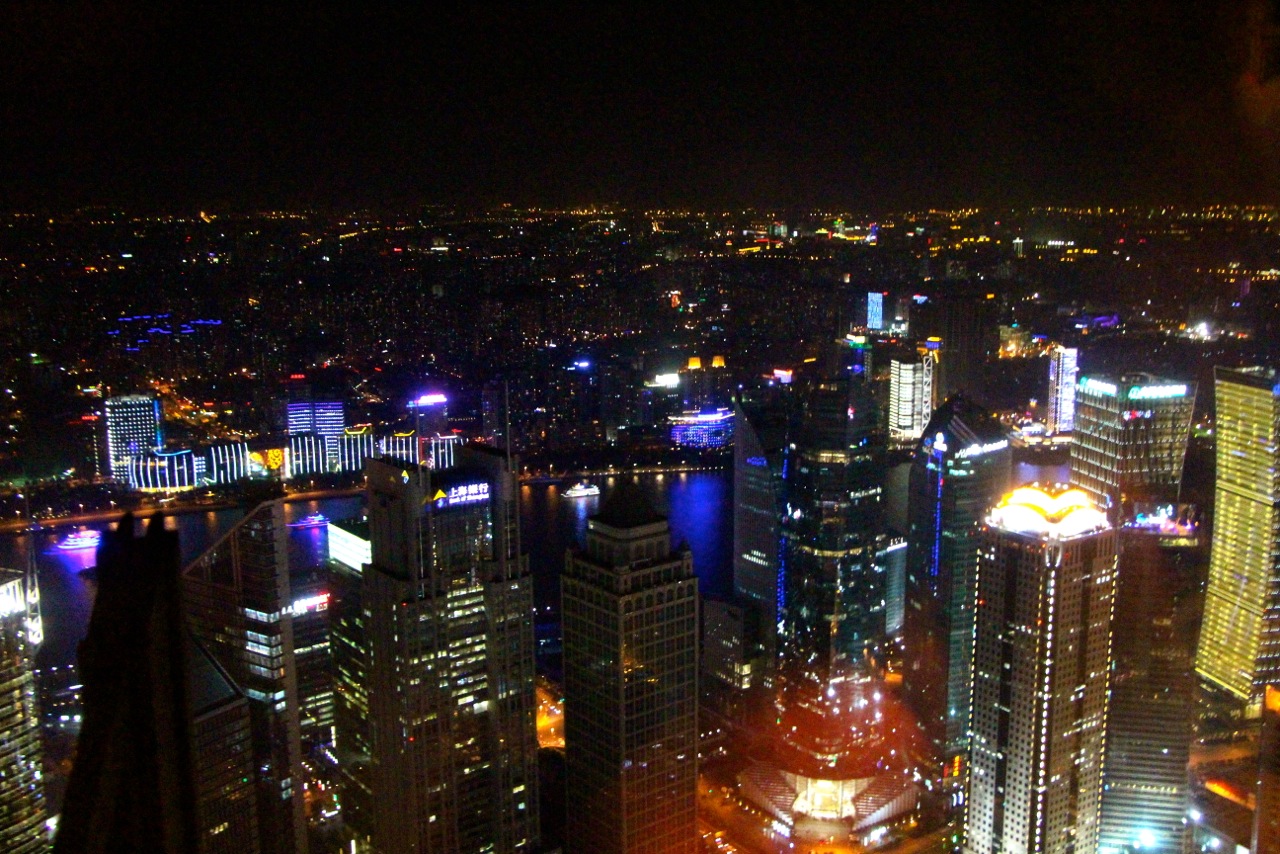 Vue sur Shanghai faite sur la tour Jinmao de 421 mètres - Crédit Eugénie Rousak