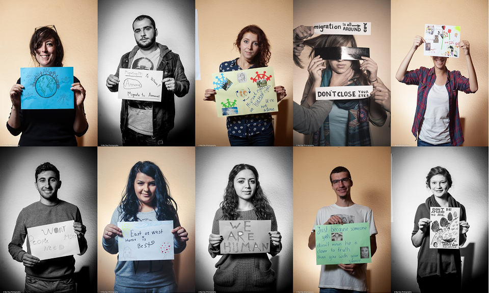 Les participants devaient créer un poster exprimant leur sentiment sur l’immigration, en fin de semaine – Crédit Nicat Xudiyev Les participants devaient créer un poster exprimant leur sentiment sur l’immigration, en fin de semaine – Crédit Nicat Xudiyev