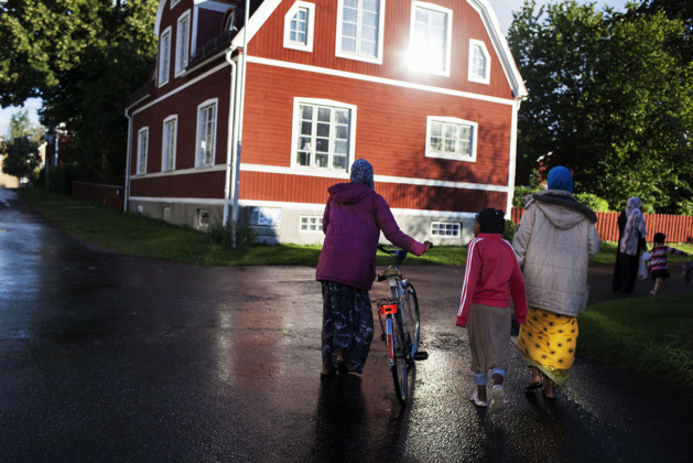 A Somalian family who found refuge in Sweden before the recent refugee crisis – Credits by Loulou d'Aki A Somalian family who found refuge in Sweden before the recent refugee crisis – Credits by Loulou d'Aki