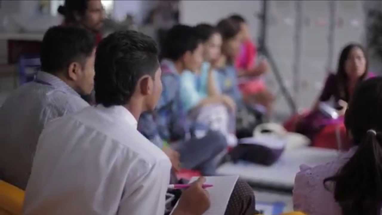 Un échange sur la paix au Myanmar. Capture d'écran YouTube : https://www.youtube.com/watch?v=fuL2FE29aDQ. Un échange sur la paix au Myanmar. Capture d'écran YouTube : https://www.youtube.com/watch?v=fuL2FE29aDQ.