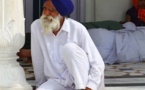 Sikhism: a religion between Hinduism and Islam