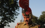 Inde-Pakistan : une cérémonie aux allures martiales