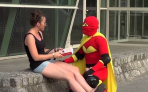 Pologne : Boobsman, le Kick-Ass des seins