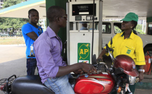 Nigeria : baisse des subventions aux carburants de 90 %