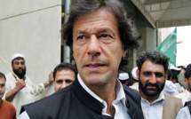 Pakistan: Un champion de cricket au parlement ?