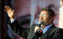 Egypte : l'opposition veut la tête du raïs Morsi
