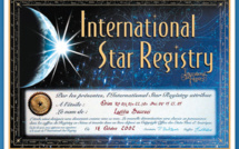 Pas d'idée de cadeau pour Noël? Offrez une étoile! Pas d'idée de cadeau pour Noël? Offrez une étoile!