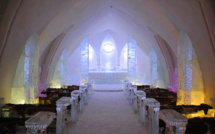 L'hôtel de glace, un chantier insolite au coeur de la ville
