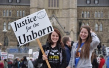 Canada : l'avortement peut-il redevenir un meurtre?