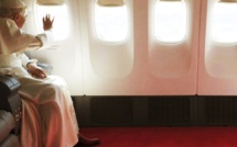 Benoît XVI: profession, déserteur ? Benoît XVI: profession, déserteur ?