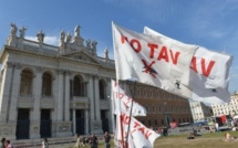 La ligne Lyon-Turin en passe de faire dérailler le sommet La ligne Lyon-Turin en passe de faire dérailler le sommet