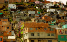 Pauvreté et informalité : ces quartiers oubliés de Bogota